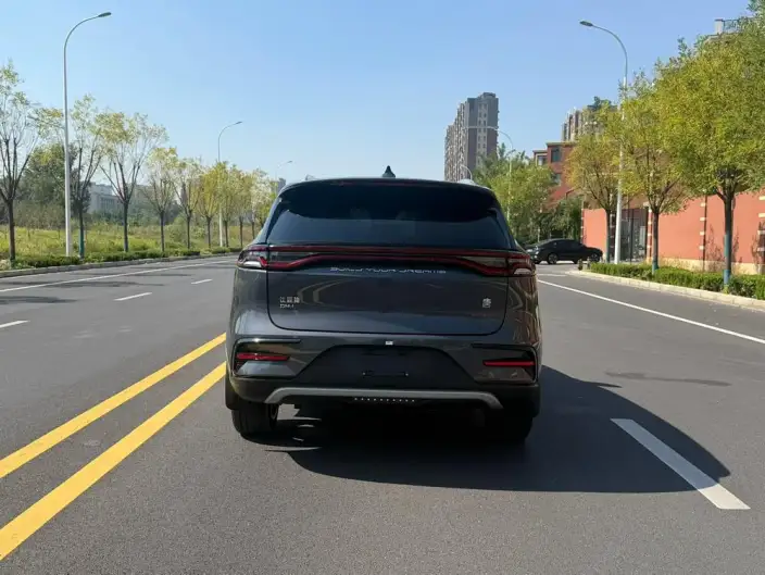 BYD Tang DM 2021 Model DM-i 1.5T 112KM Zunrong Model