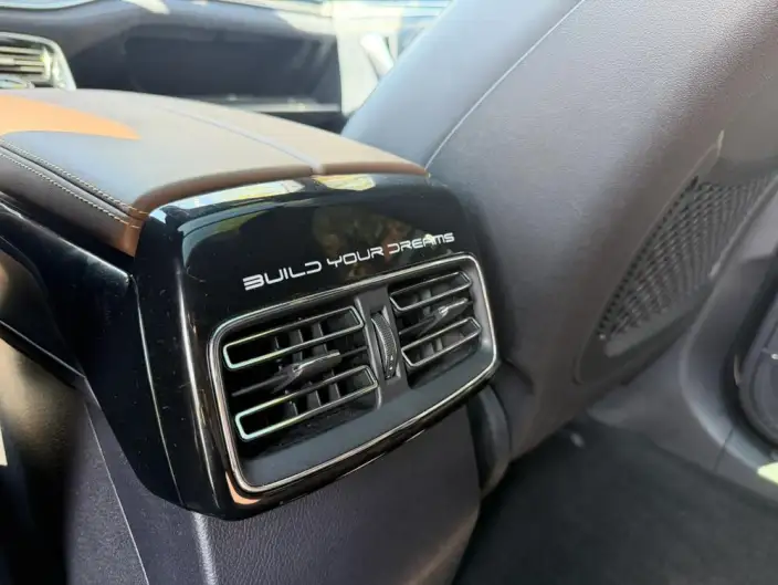 BYD Tang DM 2021 Model DM-i 1.5T 112KM Zunrong Model – фото 7