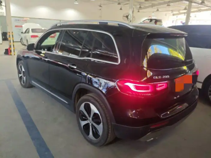 Mercedes-Benz GLB 2021 Model GLB 200 Fashion Model – фото 3