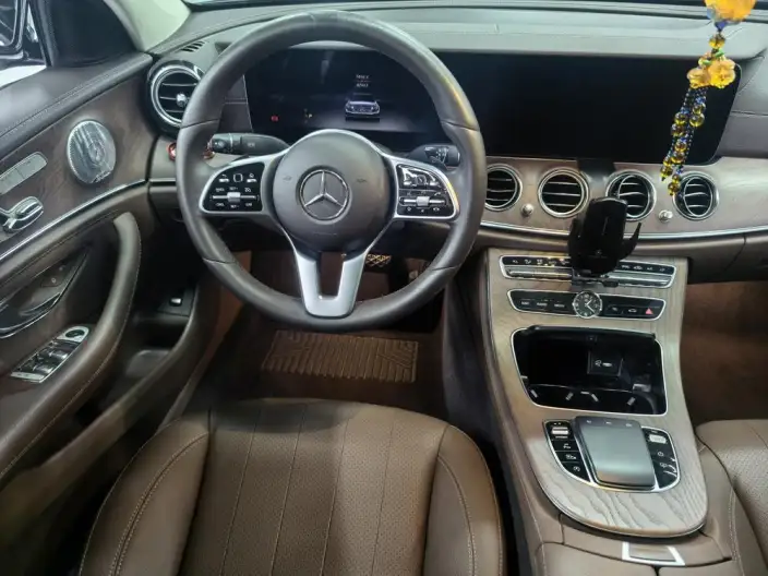 Mercedes-Benz E-Class 2020 Model E 300 L Luxury Model – фото 10