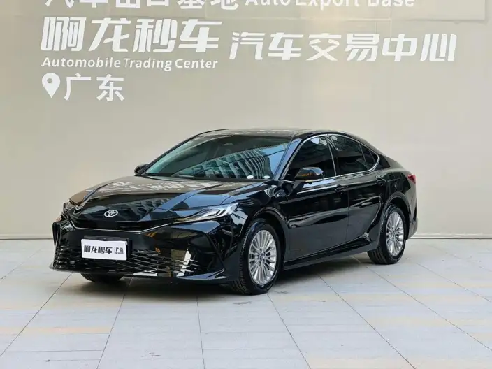 Toyota Camry 2026 Model 2.0GVP Deluxe Edition – фото 1