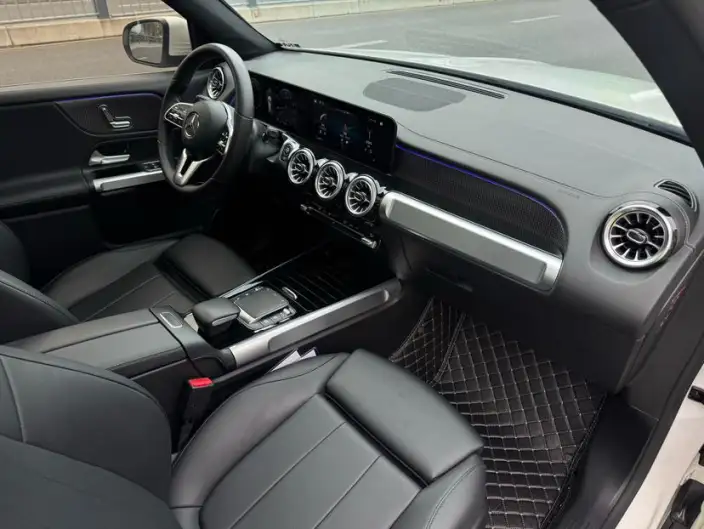 Mercedes-Benz GLB 2021 Model GLB 200 Dynamic Model – фото 10