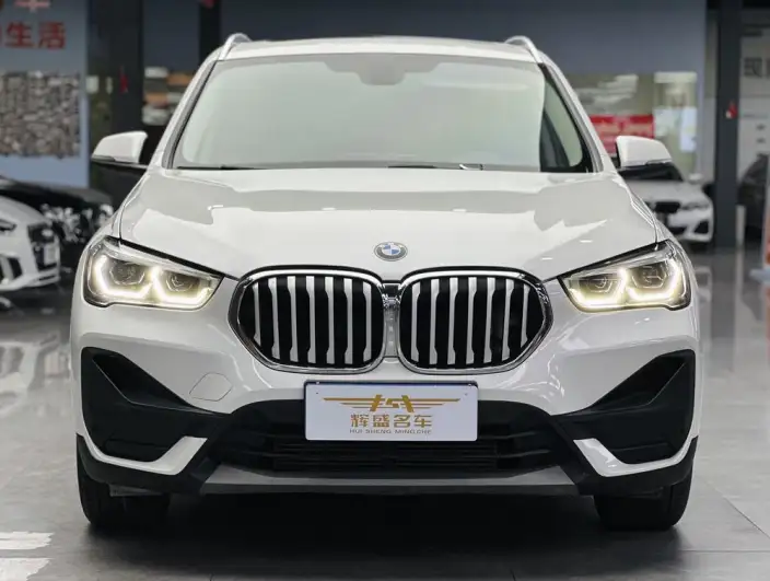 BMW X1 2022 Model sDrive25Li Leading Model – фото 2