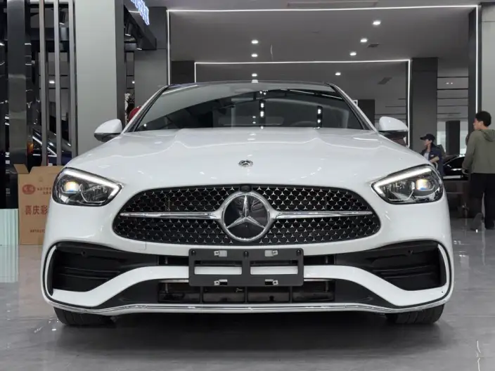 Mercedes-Benz C-Class 2023 Model C 260 L Sports Edition – фото 2