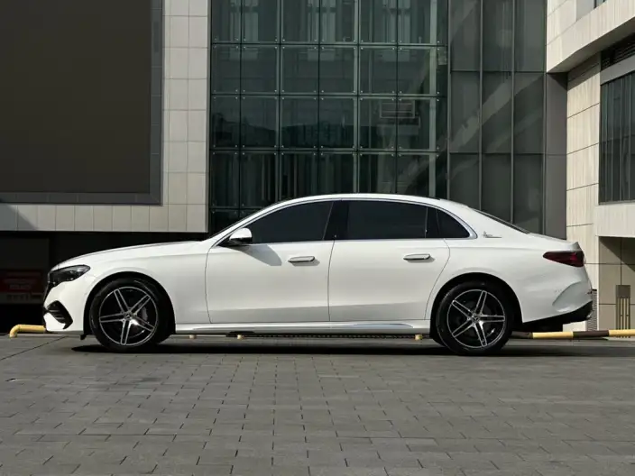 Mercedes-Benz E-Class 2024 Model Facelift E 300 L Luxury Model Sports sedan – фото 3