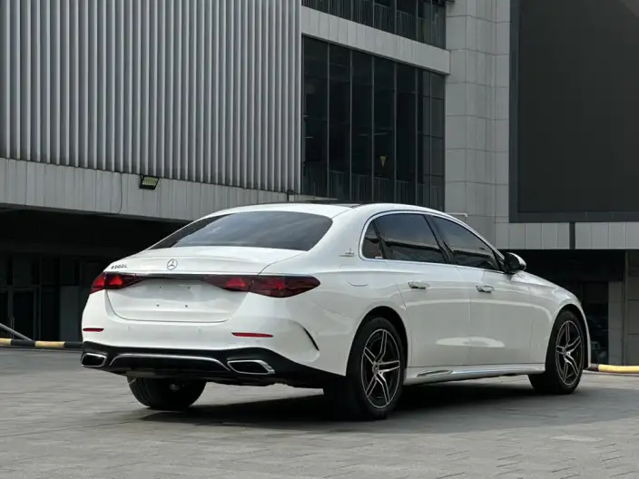 Mercedes-Benz E-Class 2024 Model Facelift E 300 L Luxury Model Sports sedan – фото 5