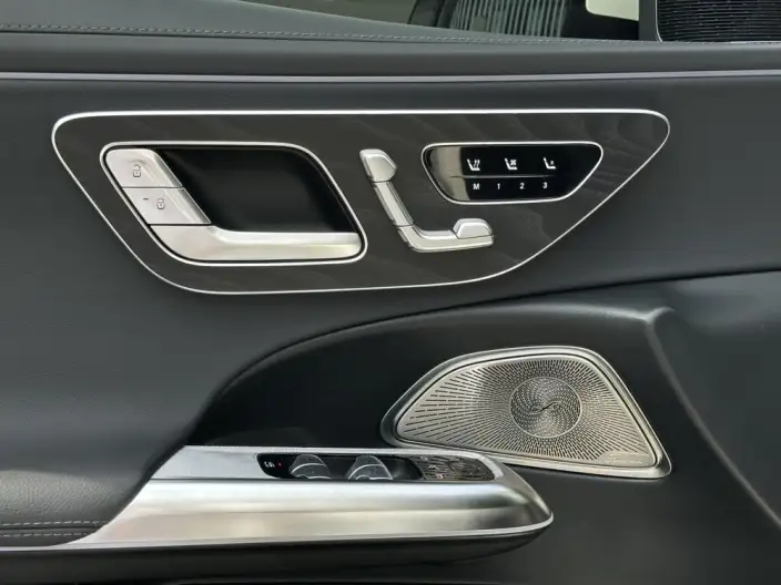 Mercedes-Benz E-Class 2024 Model Facelift E 300 L Luxury Model Sports sedan – фото 8