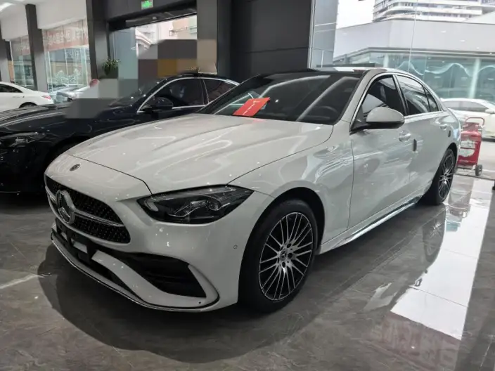 Mercedes-Benz C-Class 2023 Model C 260 L Sports Edition – фото 1