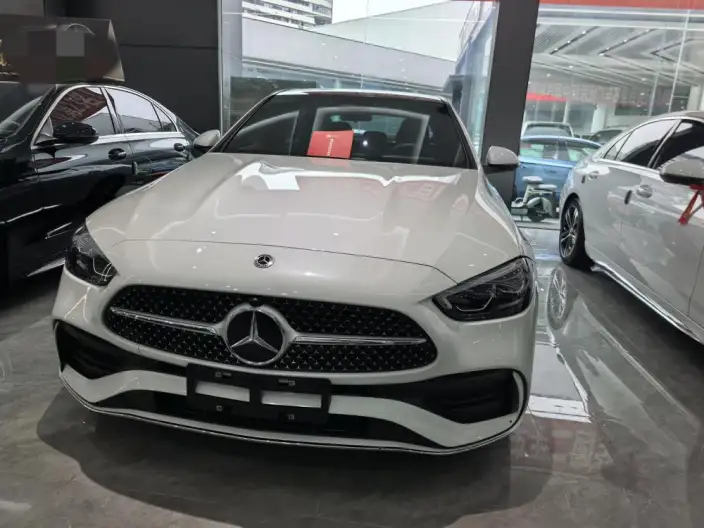 Mercedes-Benz C-Class 2023 Model C 260 L Sports Edition – фото 2