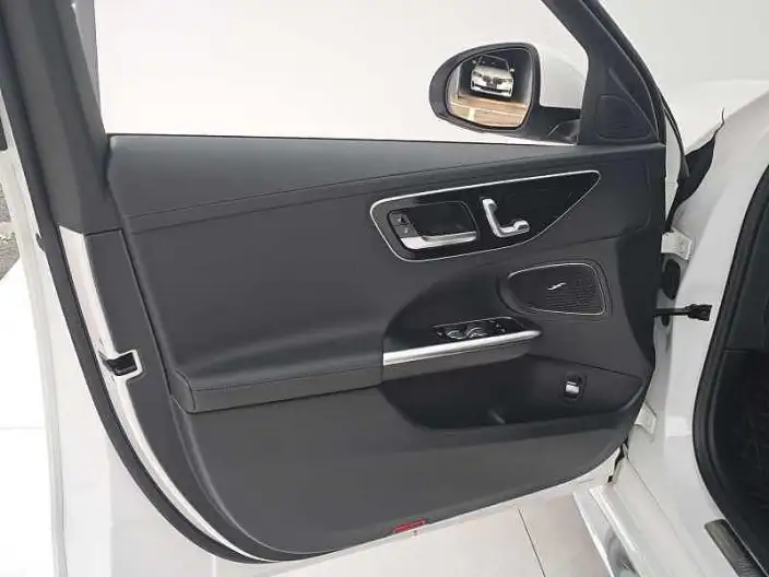 Mercedes-Benz C-Class 2022 Model C 200 L Sports Edition – фото 10