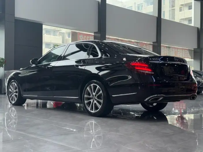 Mercedes-Benz E-Class 2020 Model Facelift E 260 L – фото 3