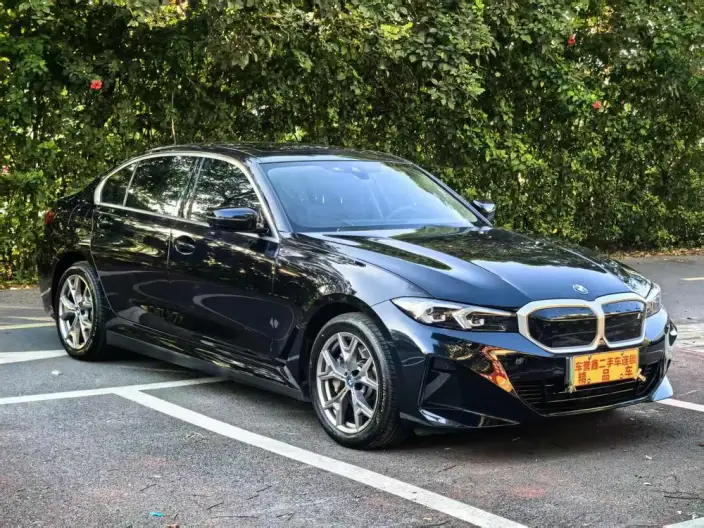 BMW i3 2023 Model eDrive35L – фото 3