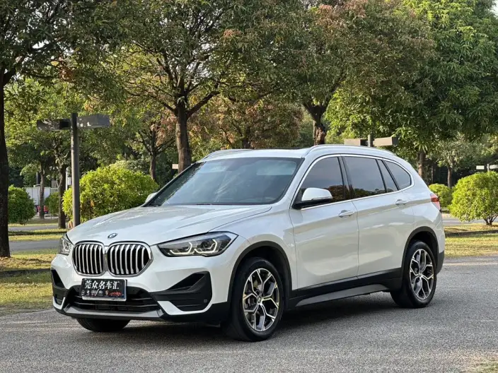 BMW X1 2022 Model sDrive25Li Leading Model – фото 1