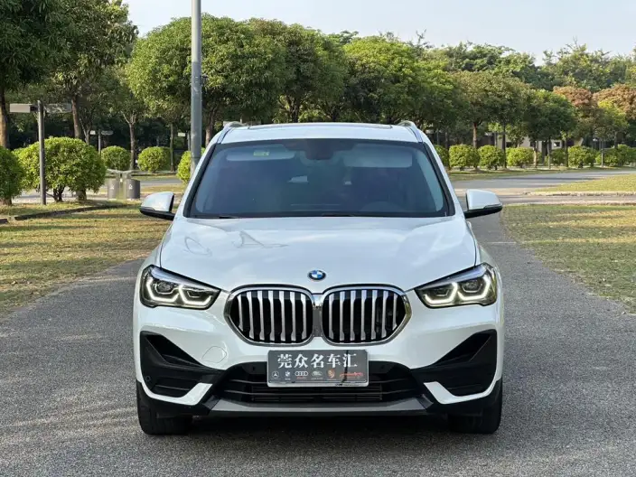 BMW X1 2022 Model sDrive25Li Leading Model – фото 2