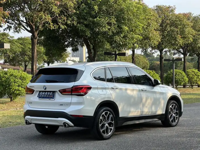 BMW X1 2022 Model sDrive25Li Leading Model – фото 6