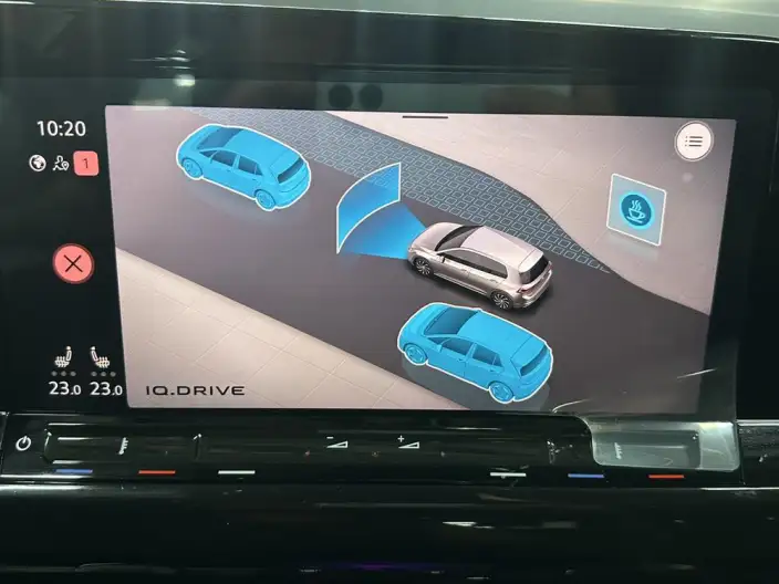 Volkswagen Golf 2021 Model 280TSI DSG R-Line – фото 6