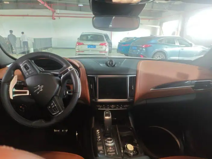 Levante 2021 Model 3.0T Standard Edition – фото 7