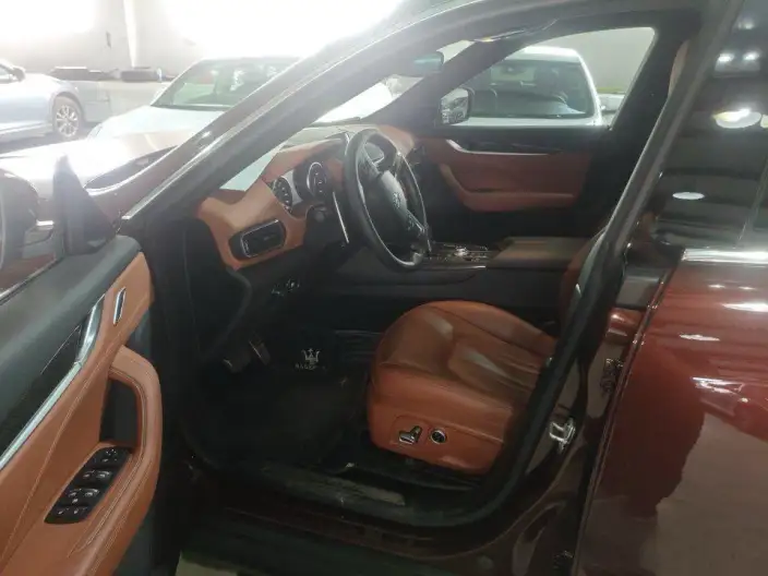 Levante 2021 Model 3.0T Standard Edition – фото 9