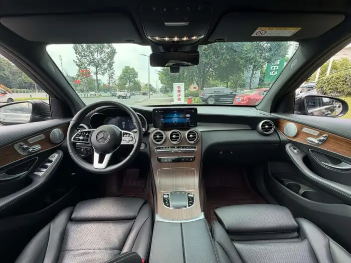 Mercedes-Benz GLC 2021 Model GLC 300 L 4MATIC Dynamic Model – фото 7