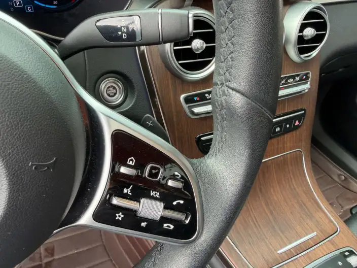 Mercedes-Benz GLC 2021 Model GLC 300 L 4MATIC Dynamic Model – фото 10