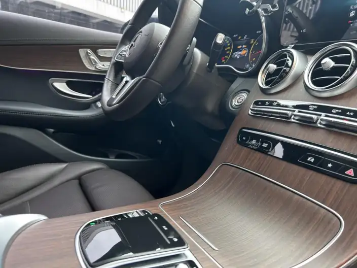 Mercedes-Benz GLC 2021 Model GLC 300 L 4MATIC Dynamic Model – фото 9