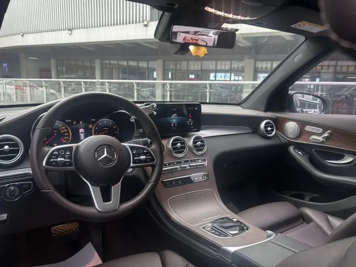 Mercedes-Benz GLC 2021 Model GLC 300 L 4MATIC Dynamic Model – фото 10
