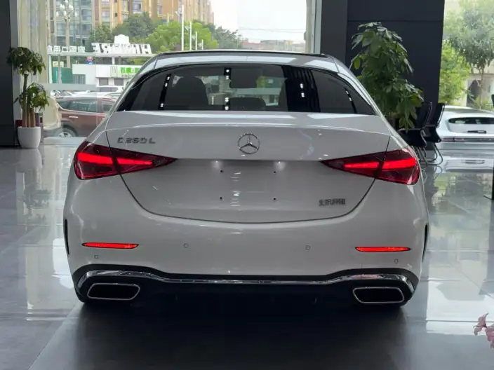 Mercedes-Benz C-Class 2023 Model C 260 L Sports Edition – фото 4