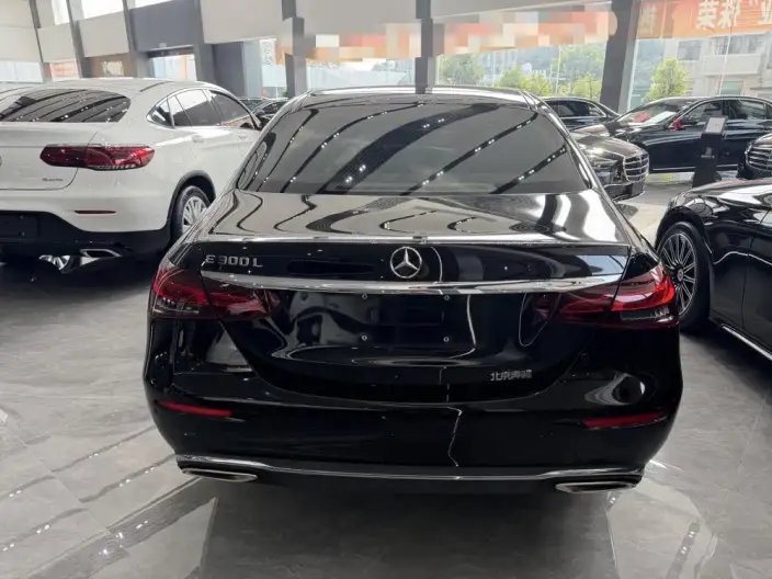 Mercedes-Benz E-Class 2022 Model E 300 L Luxury Model sedan – фото 4