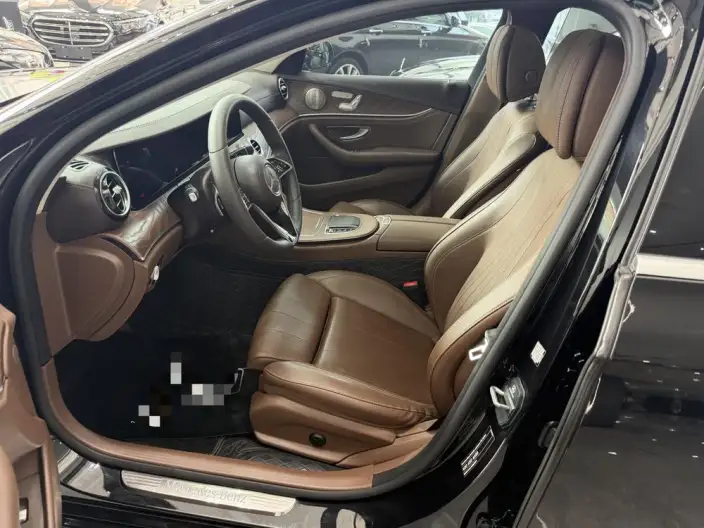 Mercedes-Benz E-Class 2022 Model E 300 L Luxury Model sedan – фото 7