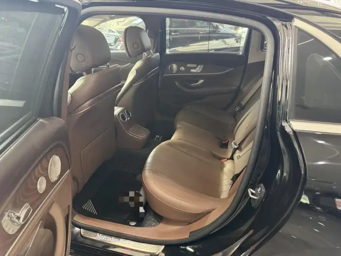 Mercedes-Benz E-Class 2022 Model E 300 L Luxury Model sedan – фото 8