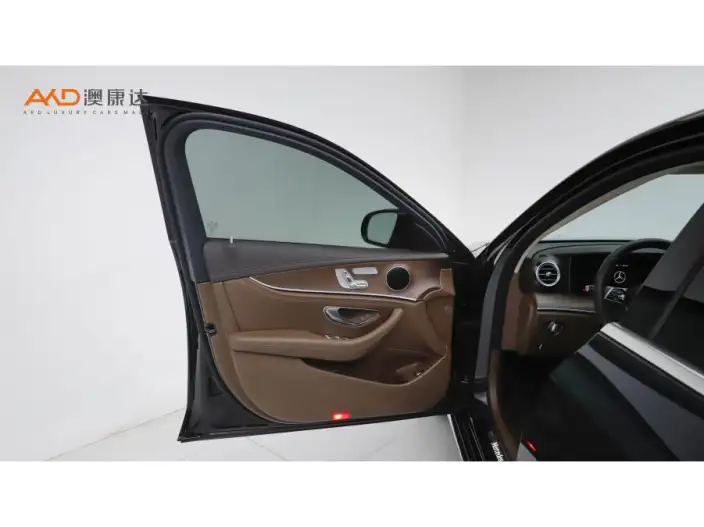 Mercedes-Benz E-Class 2022 Model E 300 L Fashion Model sedan – фото 9