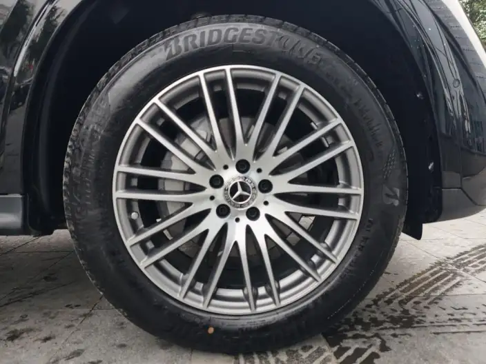Mercedes-Benz GLC 2023 Model GLC 300 L 4MATIC Dynamic Model 5 seat – фото 10