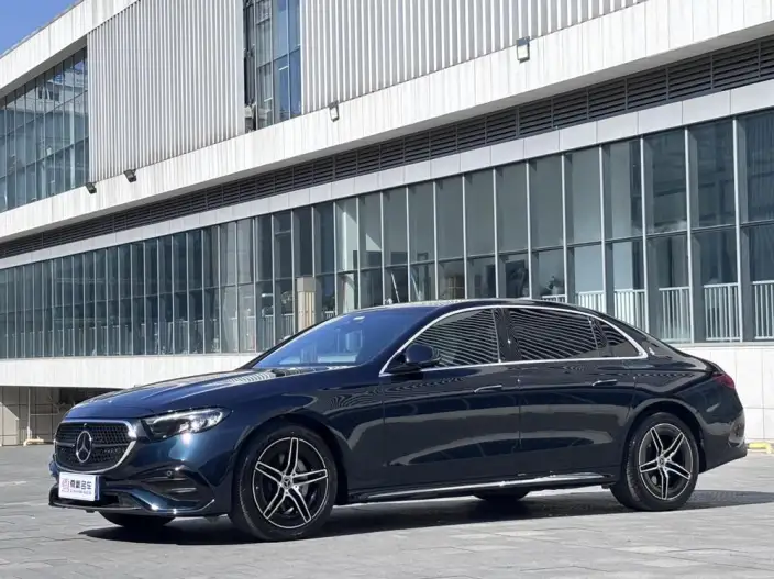 Mercedes-Benz E-Class 2024 Model E 300 L Luxury Model Sports sedan – фото 1