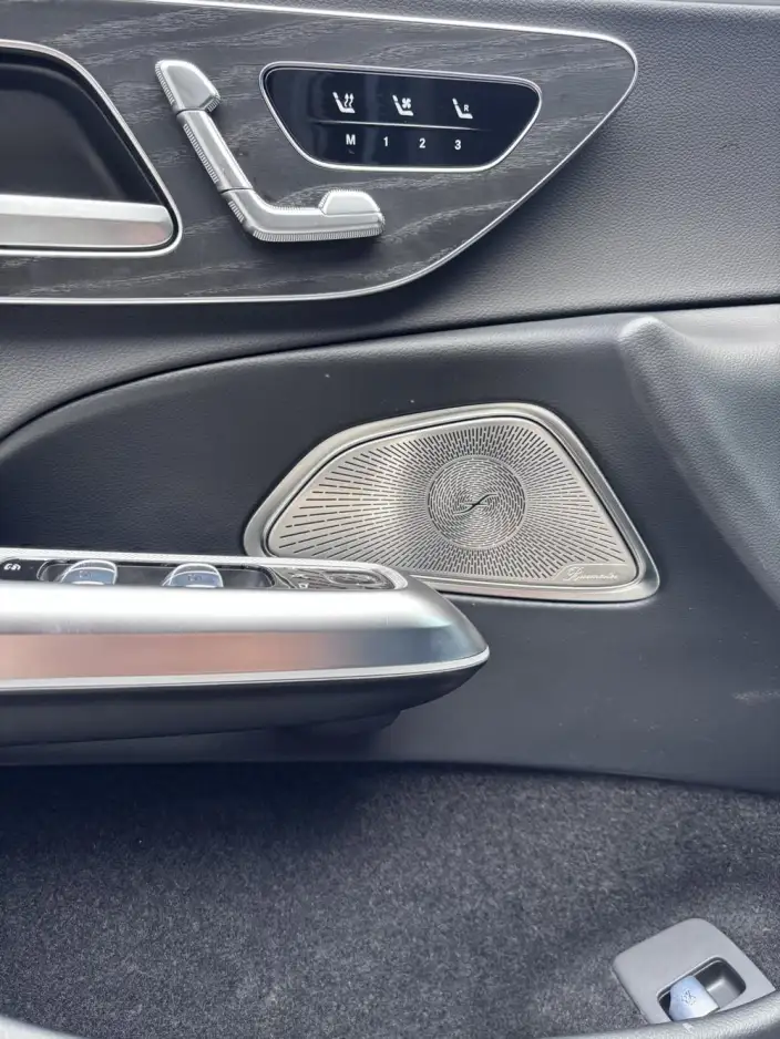 Mercedes-Benz E-Class 2024 Model E 300 L Luxury Model Sports sedan – фото 6