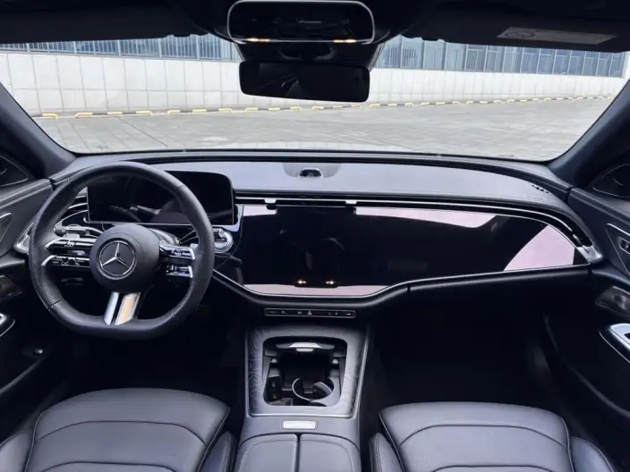Mercedes-Benz E-Class 2024 Model E 300 L Luxury Model Sports sedan – фото 8