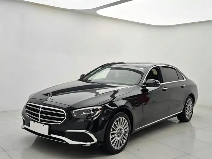 Mercedes-Benz E-Class 2022 Model Facelift II E 300 L Luxury Model sedan – фото 1