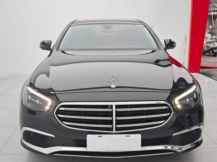Mercedes-Benz E-Class 2022 Model Facelift II E 300 L Luxury Model sedan – фото 2