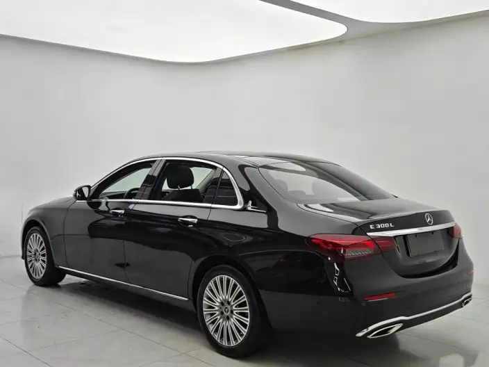 Mercedes-Benz E-Class 2022 Model Facelift II E 300 L Luxury Model sedan – фото 5