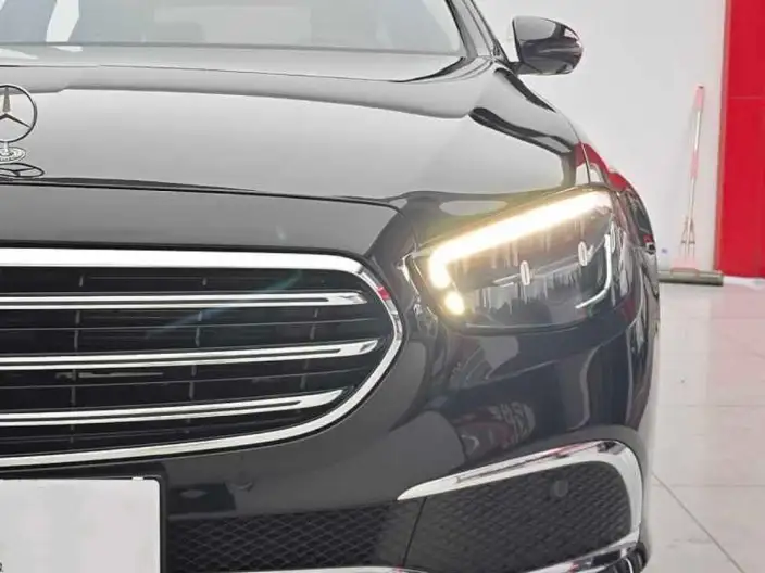 Mercedes-Benz E-Class 2022 Model Facelift II E 300 L Luxury Model sedan – фото 8