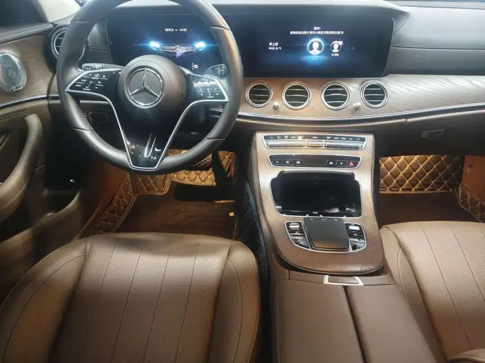 Mercedes-Benz E-Class 2023 Model E 300 L Luxury Model sedan – фото 10