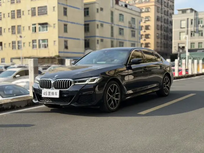 BMW 5 Series 2022 Model Facelift II 530Li Exclusive Model M Sports Set – фото 1