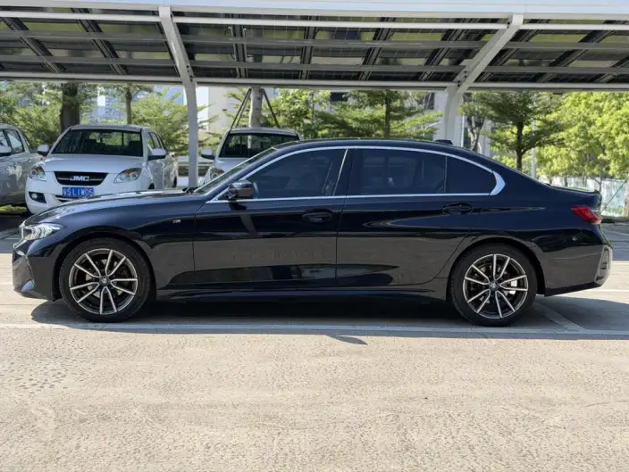 BMW 3 Series 2023 Model 320Li M Sports Set – фото 4