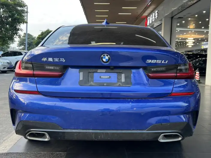 BMW 3 Series 2022 Model 325Li M Sports Set – фото 6