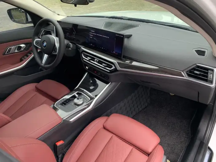 BMW 3 Series 2023 Model 325Li M Sports Set – фото 10