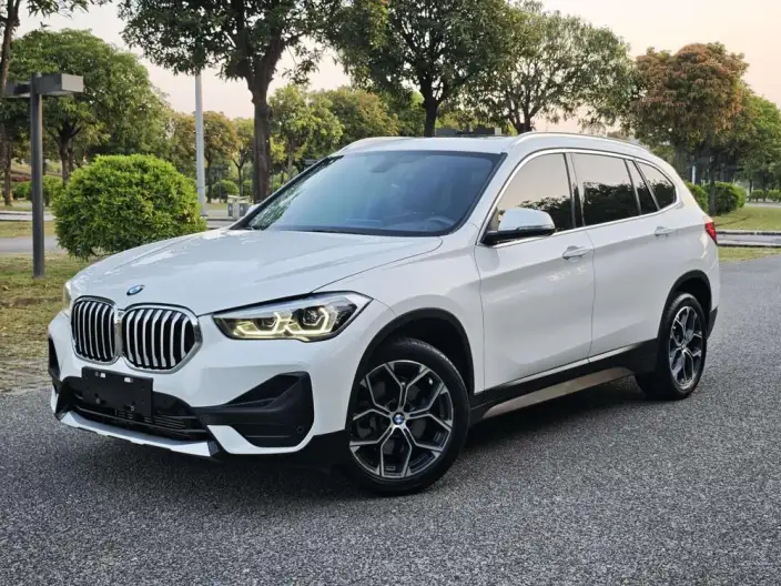 BMW X1 2022 Model sDrive25Li Leading Model – фото 1