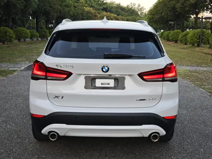 BMW X1 2022 Model sDrive25Li Leading Model – фото 6
