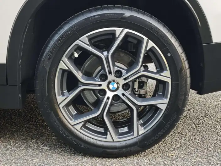 BMW X1 2022 Model sDrive25Li Leading Model – фото 8