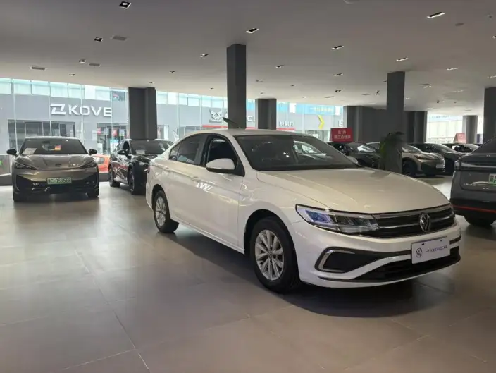 Volkswagen Bora 2023 Model 200TSI DSG Smooth Ride Edition