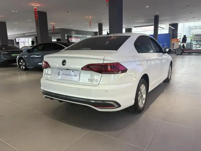 Volkswagen Bora 2023 Model 200TSI DSG Smooth Ride Edition – фото 7