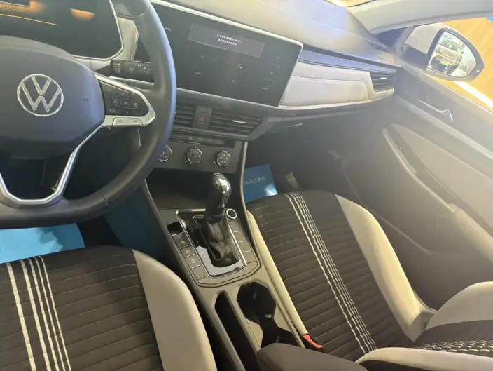 Volkswagen Bora 2023 Model 200TSI DSG Smooth Ride Edition – фото 9